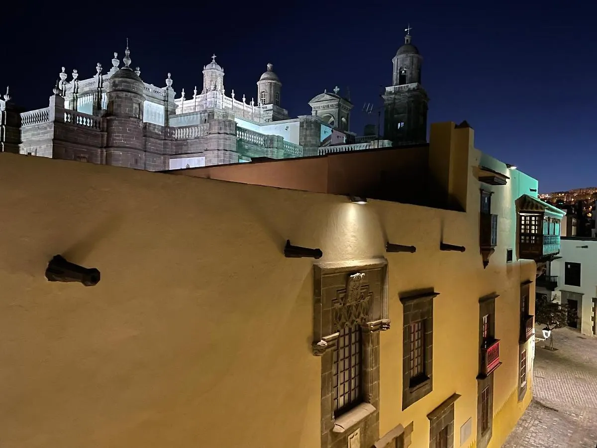 C-10 Vegueta Apartment - Private Rooftop Pool location